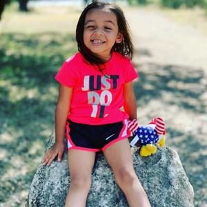 Meet your Posher, Lindsey